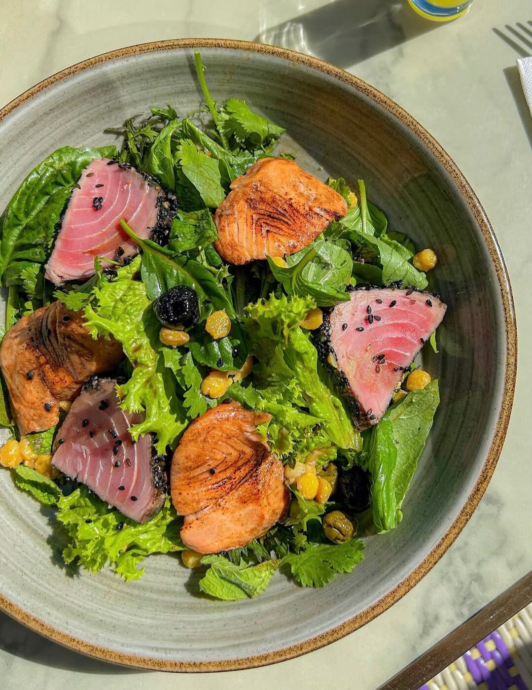 Tataki de atún y salmón
